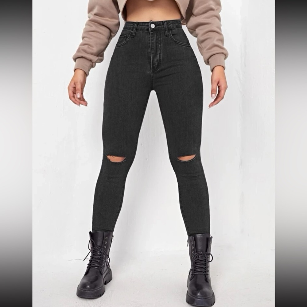 SHEIN High Waisted Distressed Knee Jeans